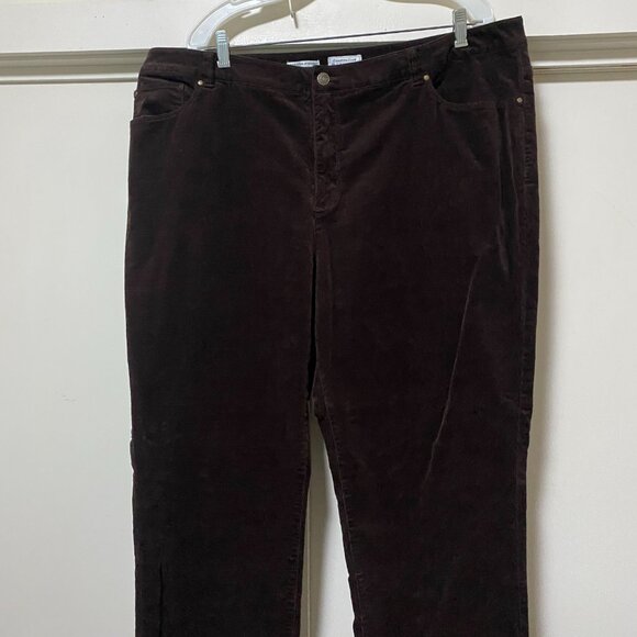 Charter Club Woman, Pop Fit, Lexington straight, brown corduroy pants, size 22W - Picture 5 of 15